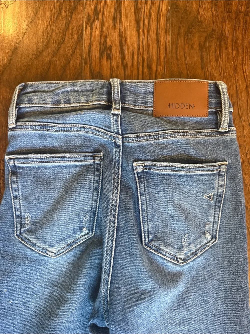 Hidden Split-Hem Flare Jeans, size 24